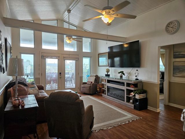 16634 Basin, Jamaica Beach, TX 77554