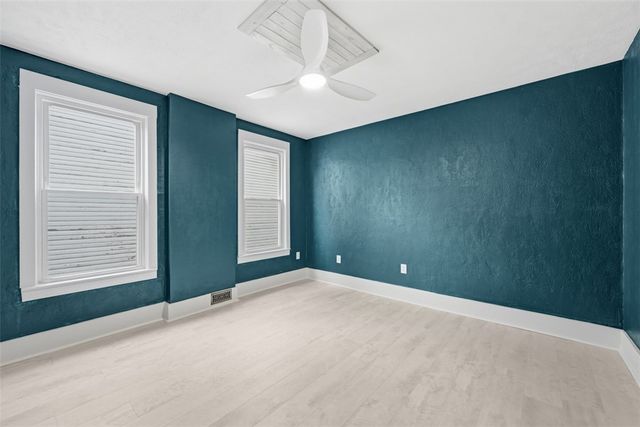 104 Marie Ave, Avalon, PA 15202
