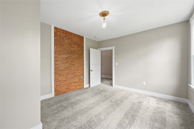 104 Marie Ave, Avalon, PA 15202