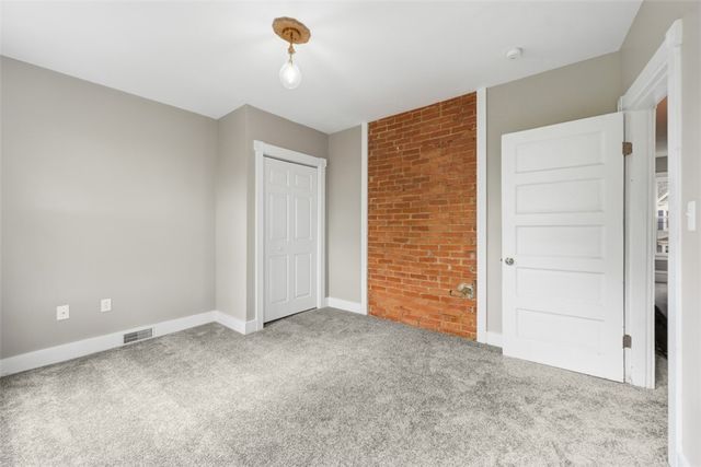 104 Marie Ave, Avalon, PA 15202
