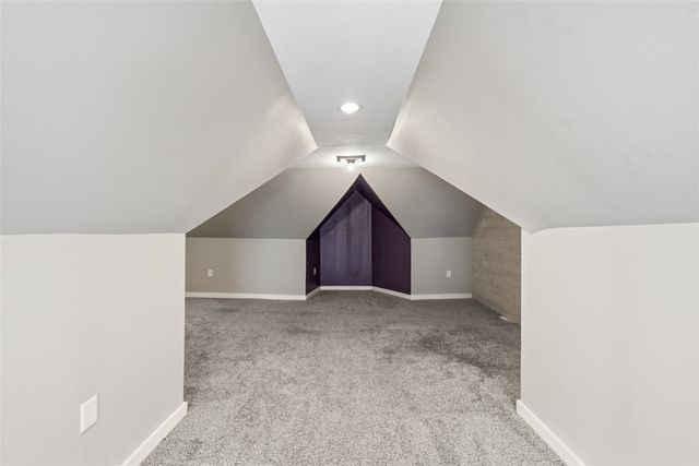 104 Marie Ave, Avalon, PA 15202