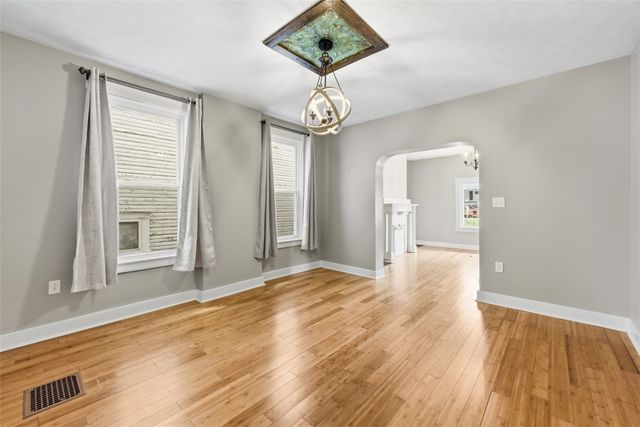 104 Marie Ave, Avalon, PA 15202