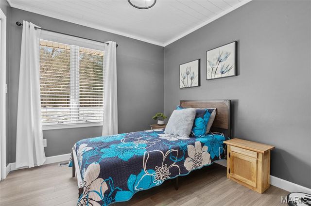 2100 Marine Road, Highland, IL 62249