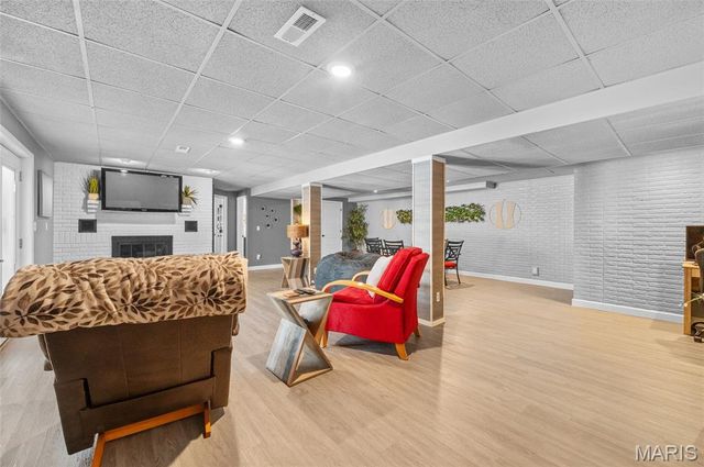 2100 Marine Road, Highland, IL 62249