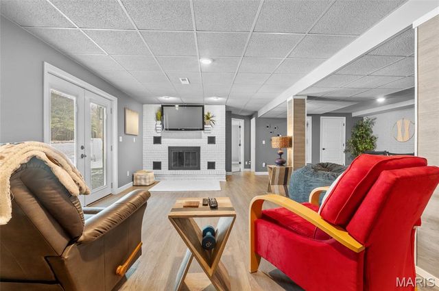 2100 Marine Road, Highland, IL 62249