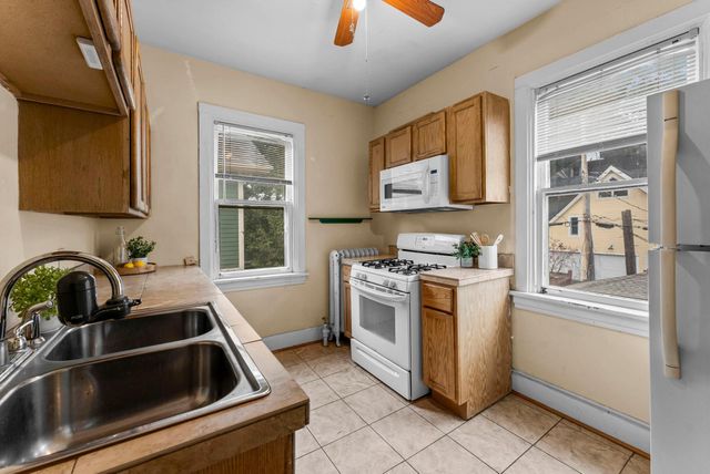 102 Western Avenue N 4, Saint Paul, MN 55102