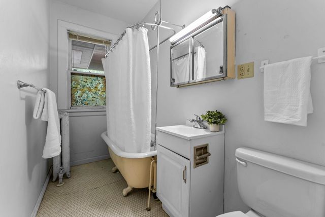 102 Western Avenue N 4, Saint Paul, MN 55102