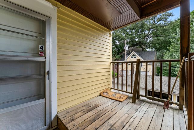 102 Western Avenue N 4, Saint Paul, MN 55102