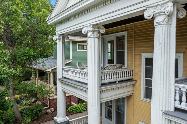 102 Western Avenue N 4, Saint Paul, MN 55102