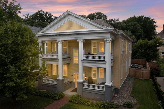 102 Western Avenue N 4, Saint Paul, MN 55102