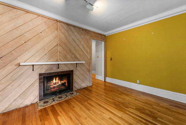 102 Western Avenue N 4, Saint Paul, MN 55102