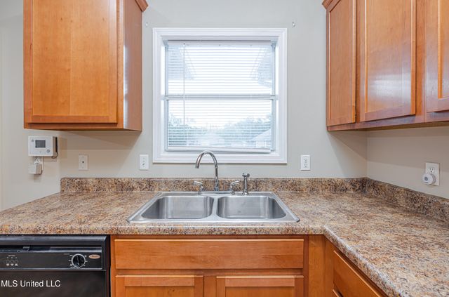 101 Stapleton Drive, Canton, MS 39046