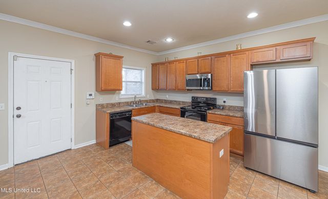 101 Stapleton Drive, Canton, MS 39046