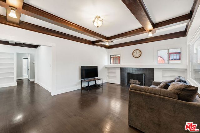 123 N Dillon Street, Los Angeles, CA 90026