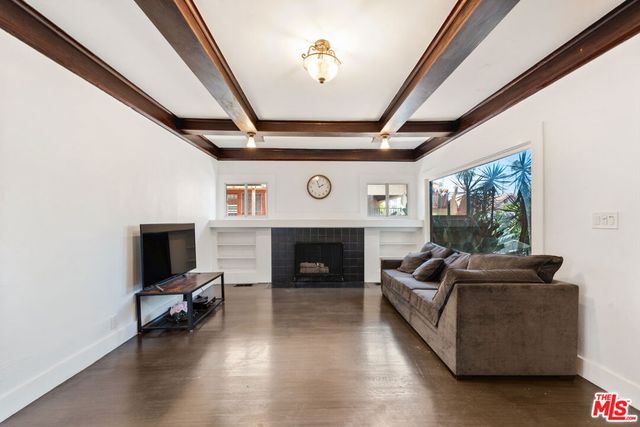 123 N Dillon Street, Los Angeles, CA 90026