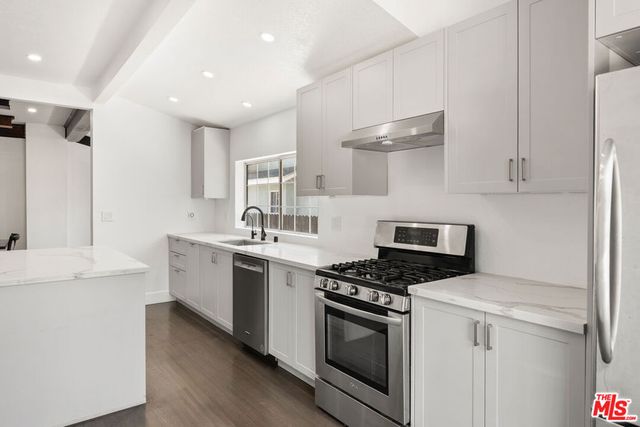 123 N Dillon Street, Los Angeles, CA 90026