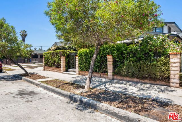 123 N Dillon Street, Los Angeles, CA 90026