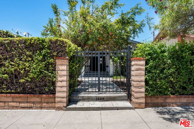 123 N Dillon Street, Los Angeles, CA 90026