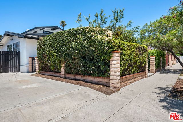 123 N Dillon Street, Los Angeles, CA 90026