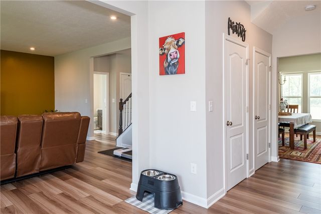 766 Hunters Run Drive, Brookville, OH 45309