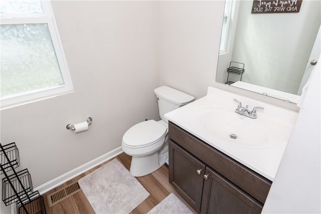 766 Hunters Run Drive, Brookville, OH 45309