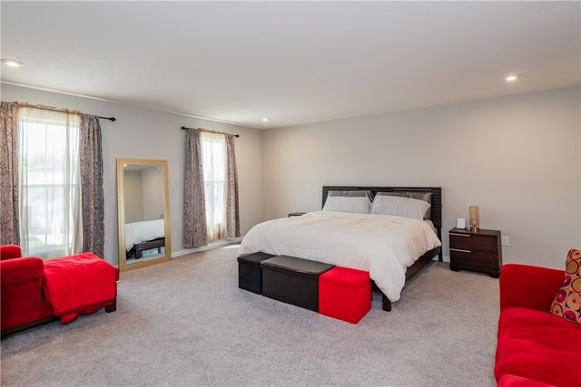 766 Hunters Run Drive, Brookville, OH 45309