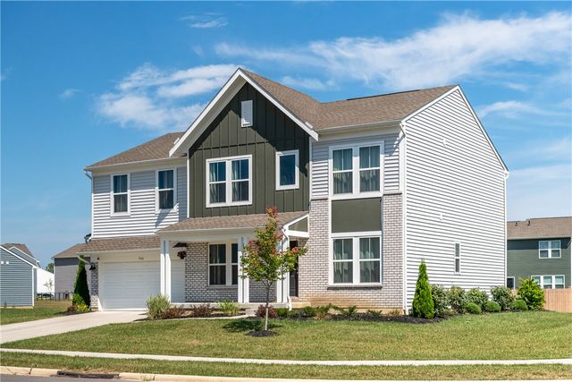 766 Hunters Run Drive, Brookville, OH 45309