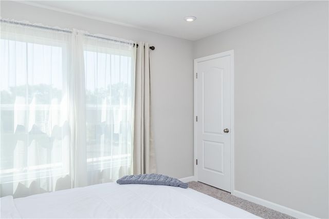 766 Hunters Run Drive, Brookville, OH 45309