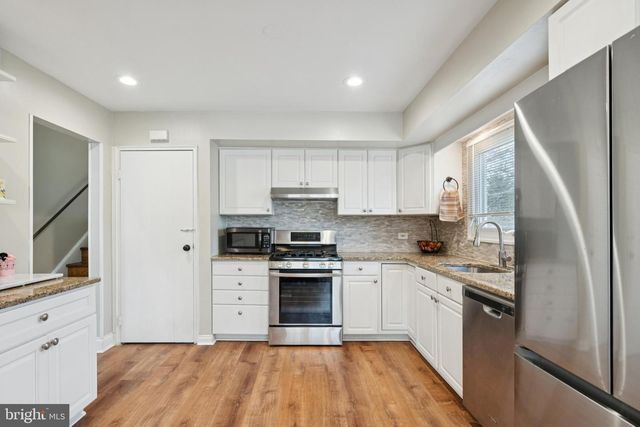 312 BROWNING LN, Cherry Hill, NJ 08003