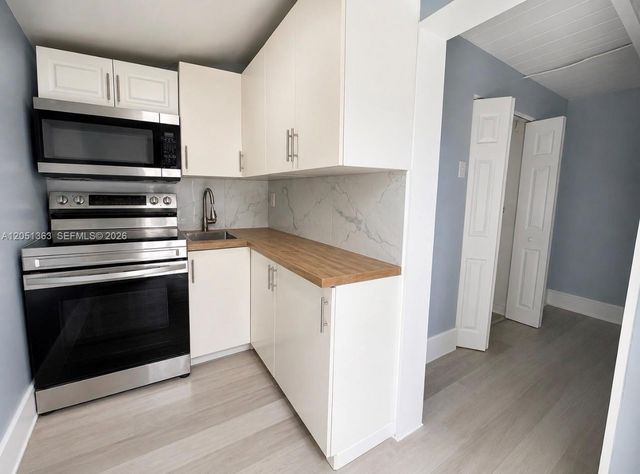 1872 NW 1st St 3, Miami, FL 33125