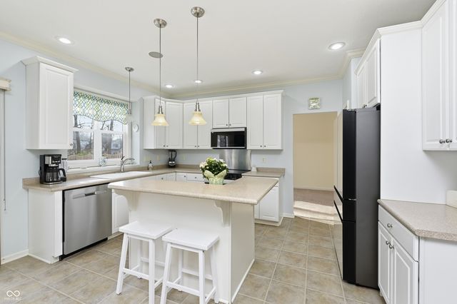 7603 Stoney Side Lane, Indianapolis, IN 46259