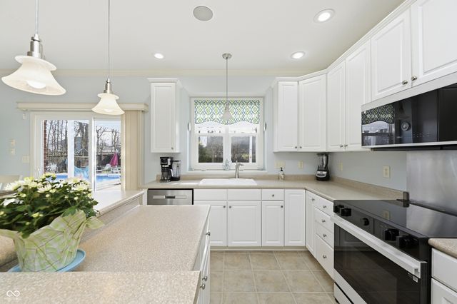 7603 Stoney Side Lane, Indianapolis, IN 46259