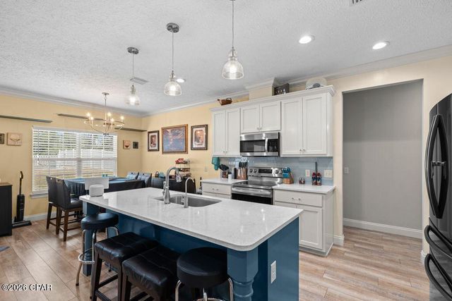 211 Skunk Valley Road, Southport, FL 32409