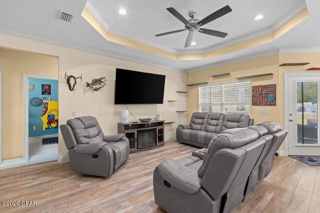 211 Skunk Valley Road, Southport, FL 32409