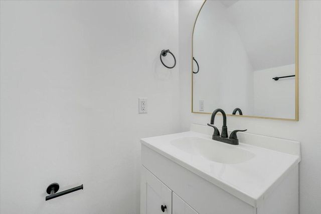 211 Harrison AVE, Roanoke, VA 24016