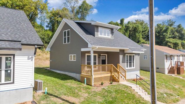 211 Harrison AVE, Roanoke, VA 24016