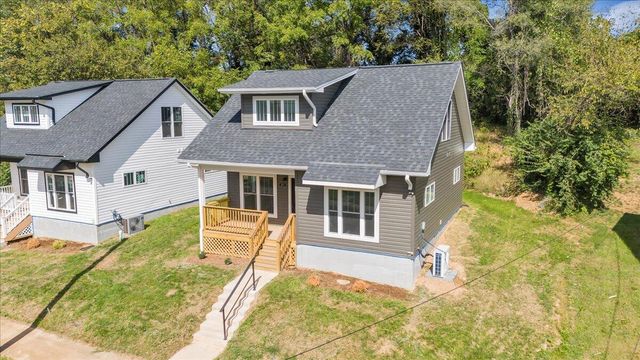 211 Harrison AVE, Roanoke, VA 24016