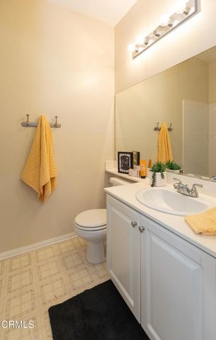 395 Via Cantilena, Camarillo, CA 93012