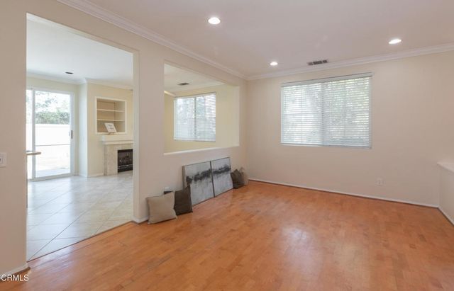 395 Via Cantilena, Camarillo, CA 93012