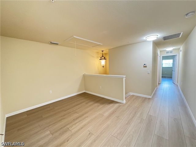 9077 Gervais CIR 904, Naples, FL 34120