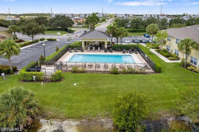 9077 Gervais CIR 904, Naples, FL 34120