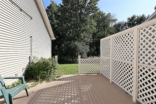 59 Spicebush Lane, Amherst, NY 14221