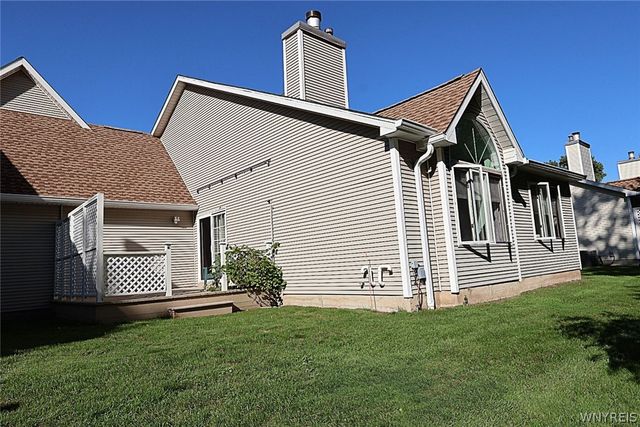 59 Spicebush Lane, Amherst, NY 14221