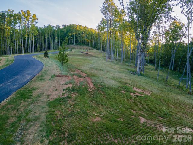 415 Fairview Drive, Fairview, NC 28730