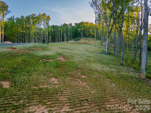 415 Fairview Drive, Fairview, NC 28730