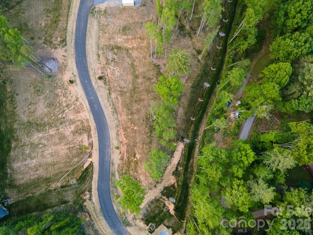 415 Fairview Drive, Fairview, NC 28730