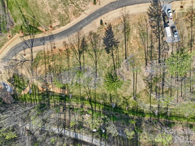 415 Fairview Drive, Fairview, NC 28730