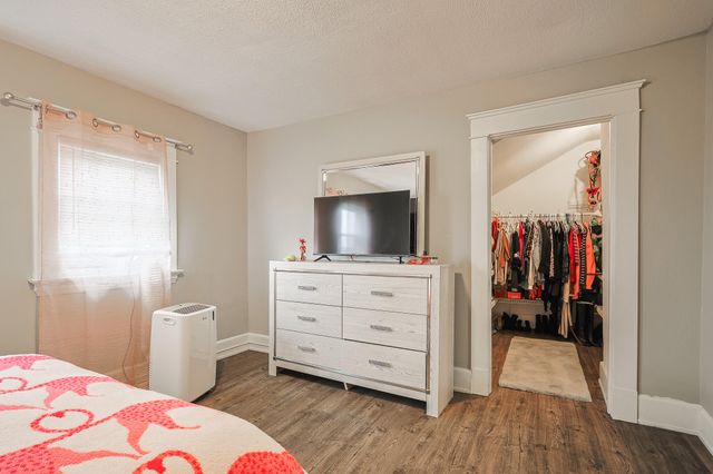 7313 Dixie HWY, Florence, KY 41042