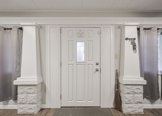 7313 Dixie HWY, Florence, KY 41042