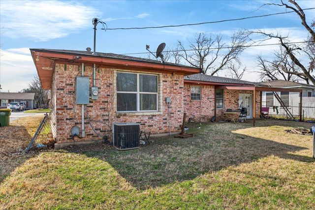 1115 Fisher Street, Bellmead, TX 76705